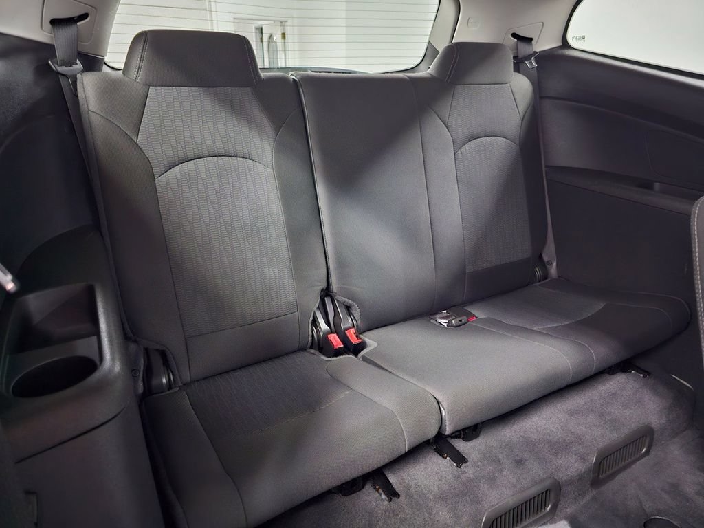 Used 2016 Chevrolet Traverse LT AWD/4WD image 26