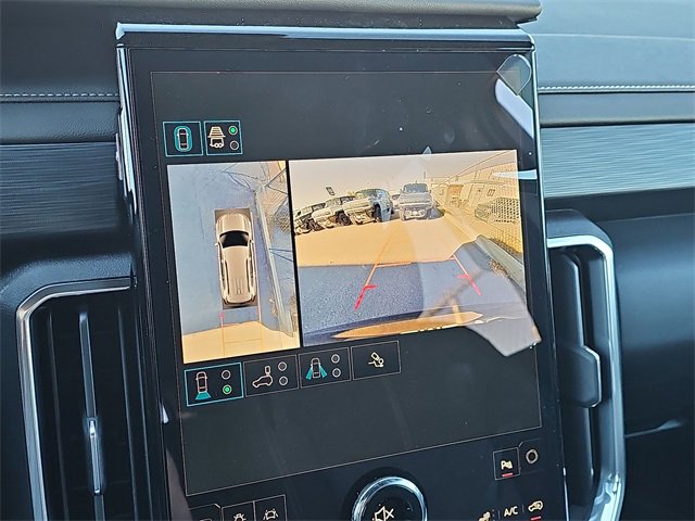 New 2026 GMC Acadia Elevation image 13