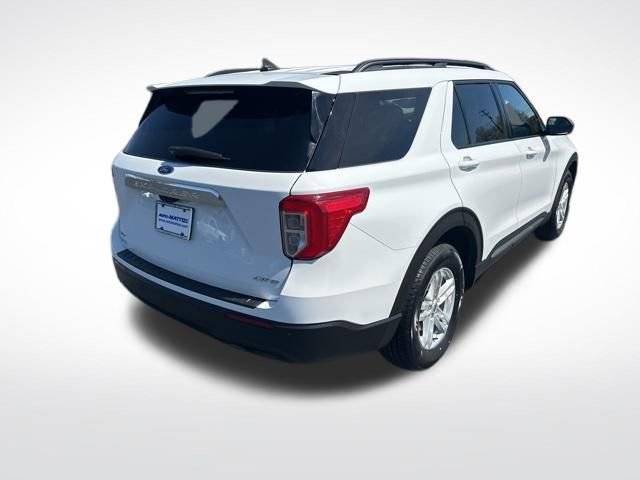Used 2024 Ford Explorer XLT image 10