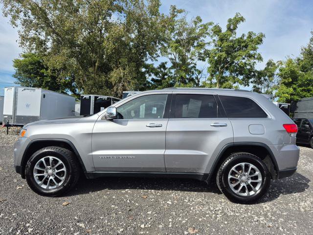Used 2016 Jeep Grand Cherokee Limited AWD/4WD image 1