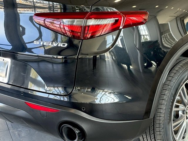 Used 2022 Alfa Romeo Stelvio Sprint image 4