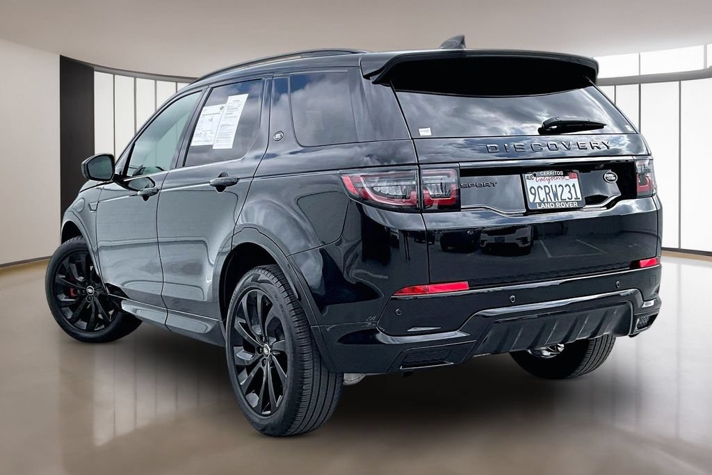 Certified 2023 Land Rover Discovery Sport SE R-Dynamic AWD/4WD image 4