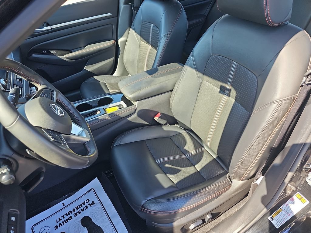 Used 2024 Nissan Altima 2.5 SR FWD image 20