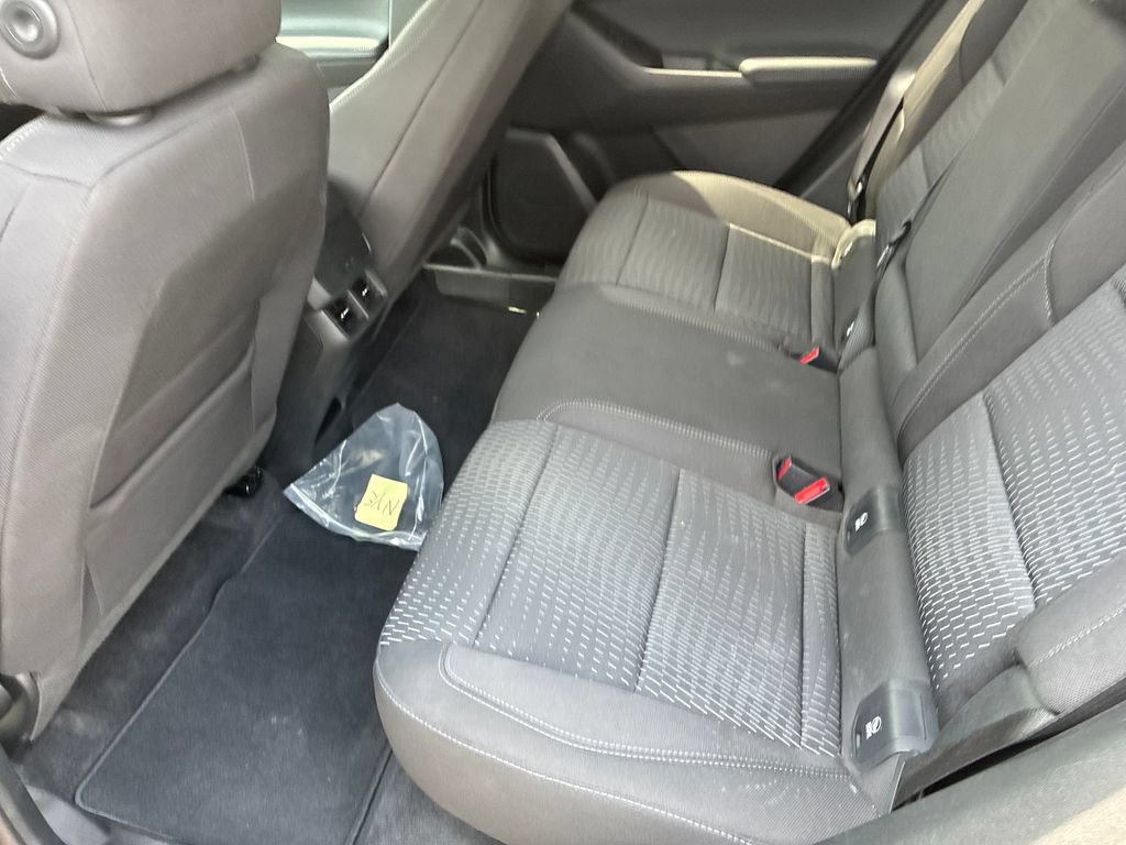 Used 2026 Chevrolet Equinox LT AWD/4WD image 24