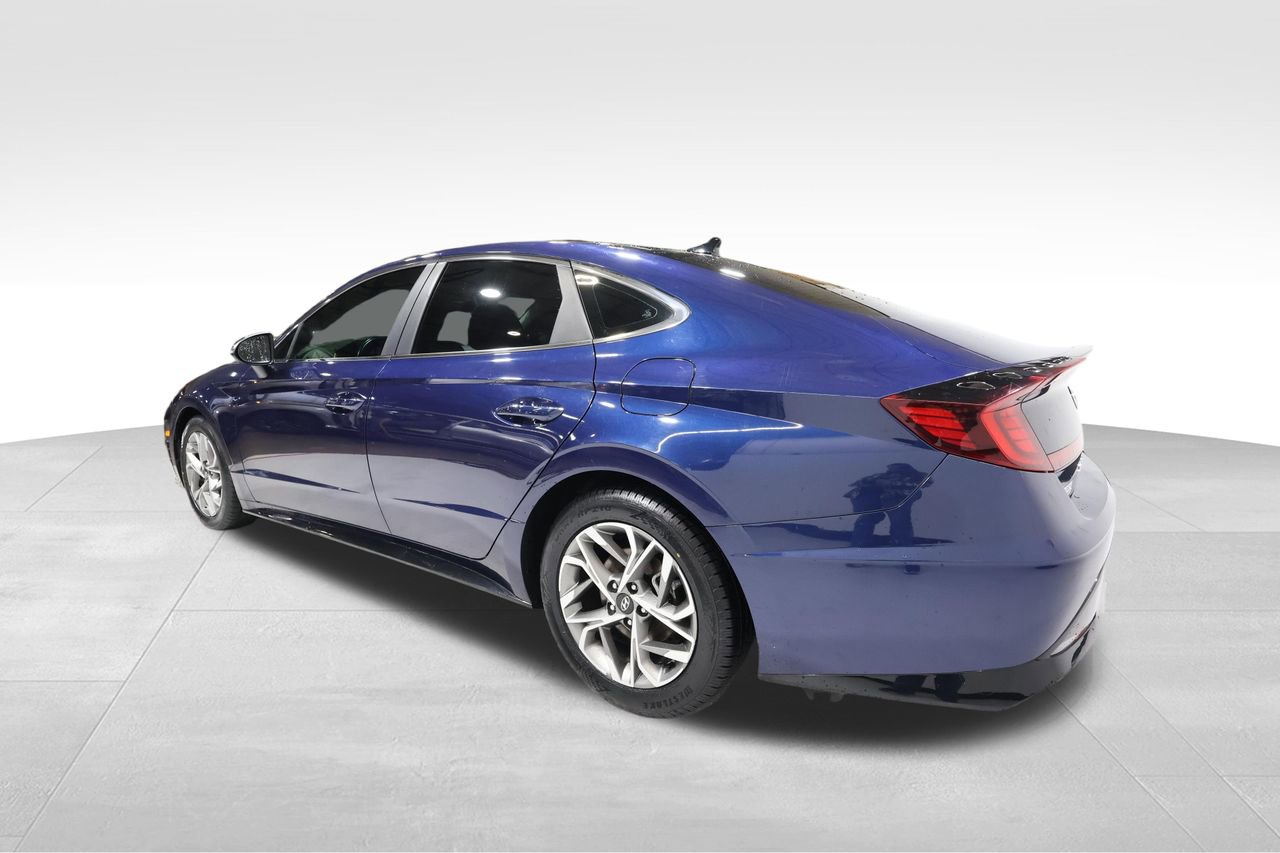 Used 2021 Hyundai Sonata SEL w/ Convenience Package image 2