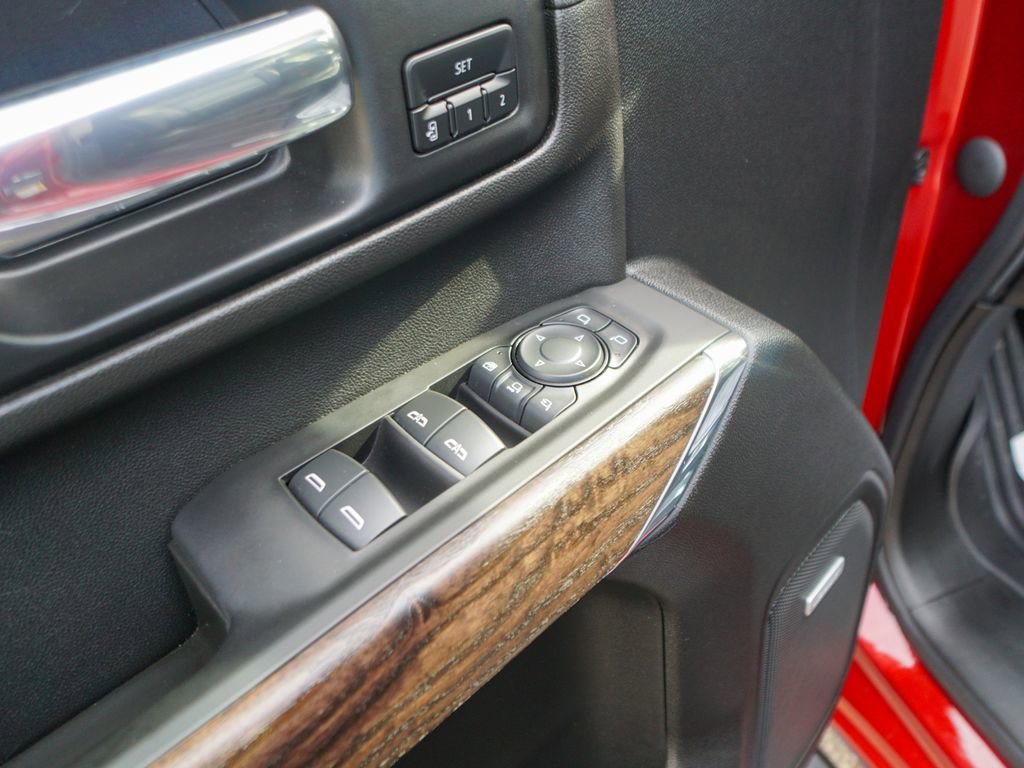 Used 2023 GMC Sierra 3500 Denali w/ Denali Ultimate Package image 18