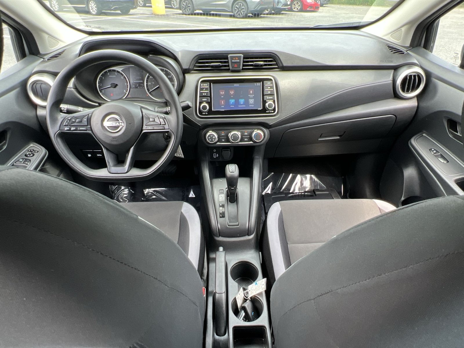 Used 2025 Nissan Versa S FWD image 22
