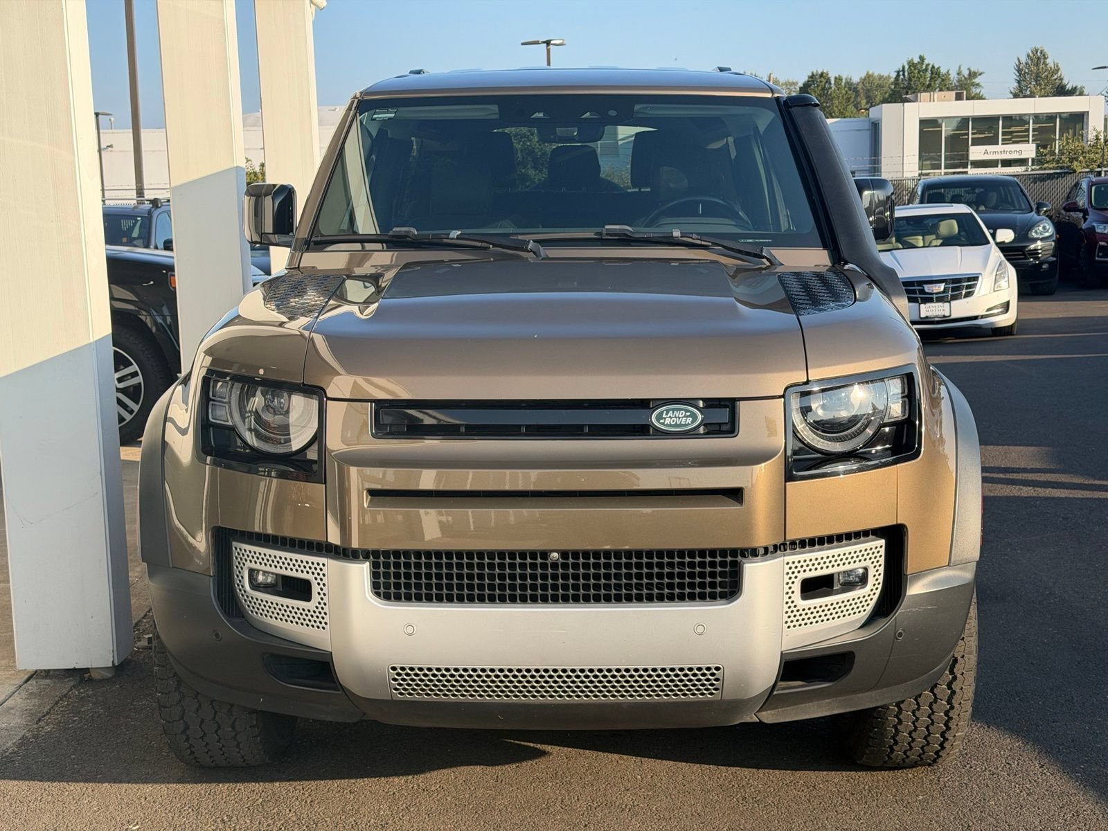 Used 2022 Land Rover Defender 90 S AWD/4WD image 2