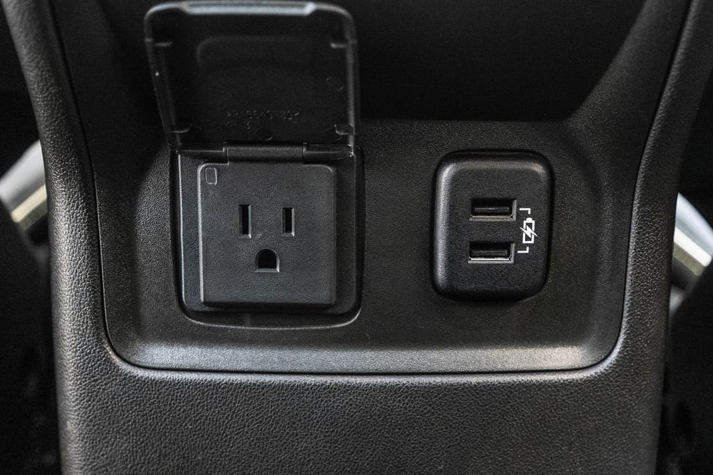 Used 2017 GMC Acadia Denali w/ Technology Package image 36