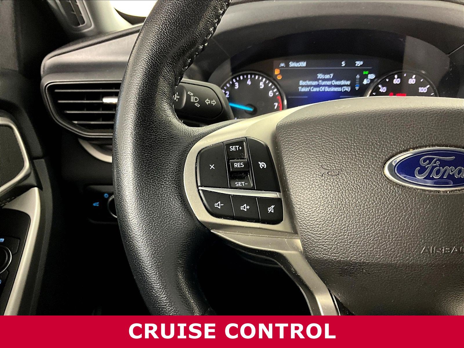 Used 2022 Ford Explorer XLT RWD image 11