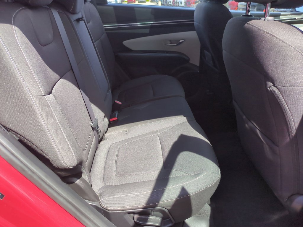 Used 2023 Hyundai Tucson SE AWD/4WD image 32