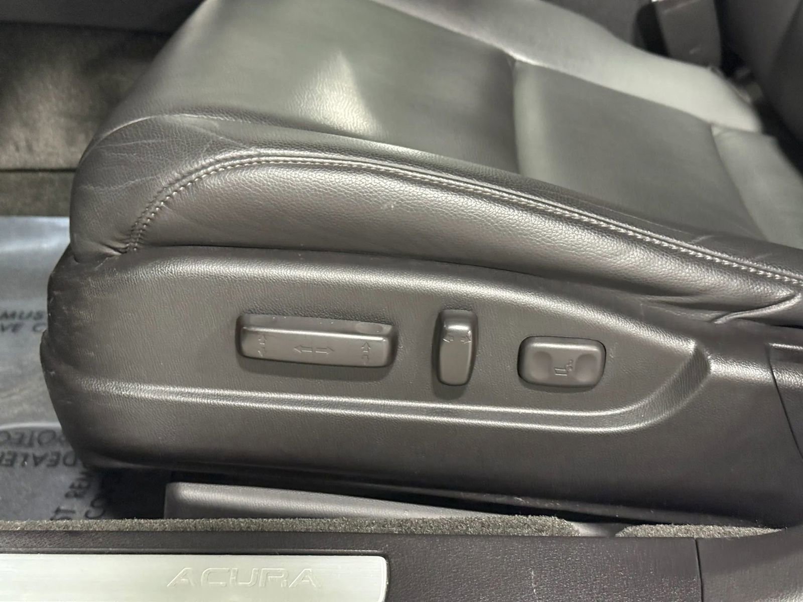 Used 2017 Acura TLX FWD image 13