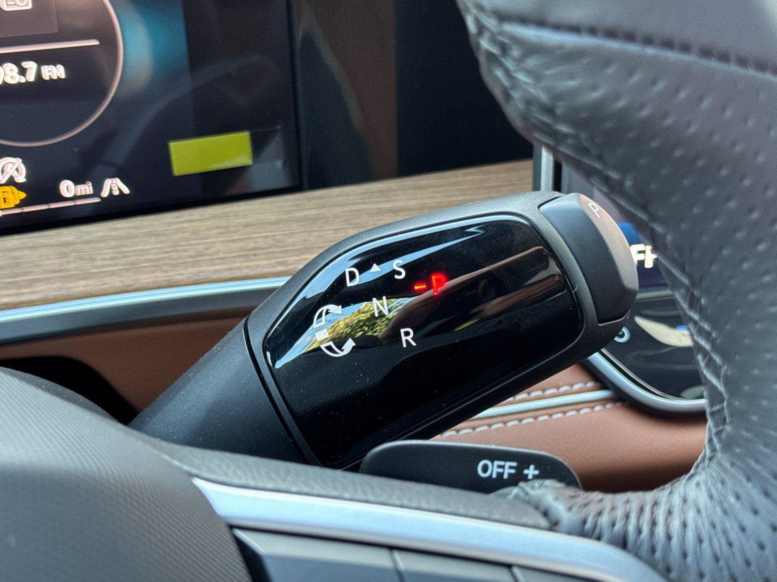 New 2026 Volkswagen Tiguan SEL R-Line image 21