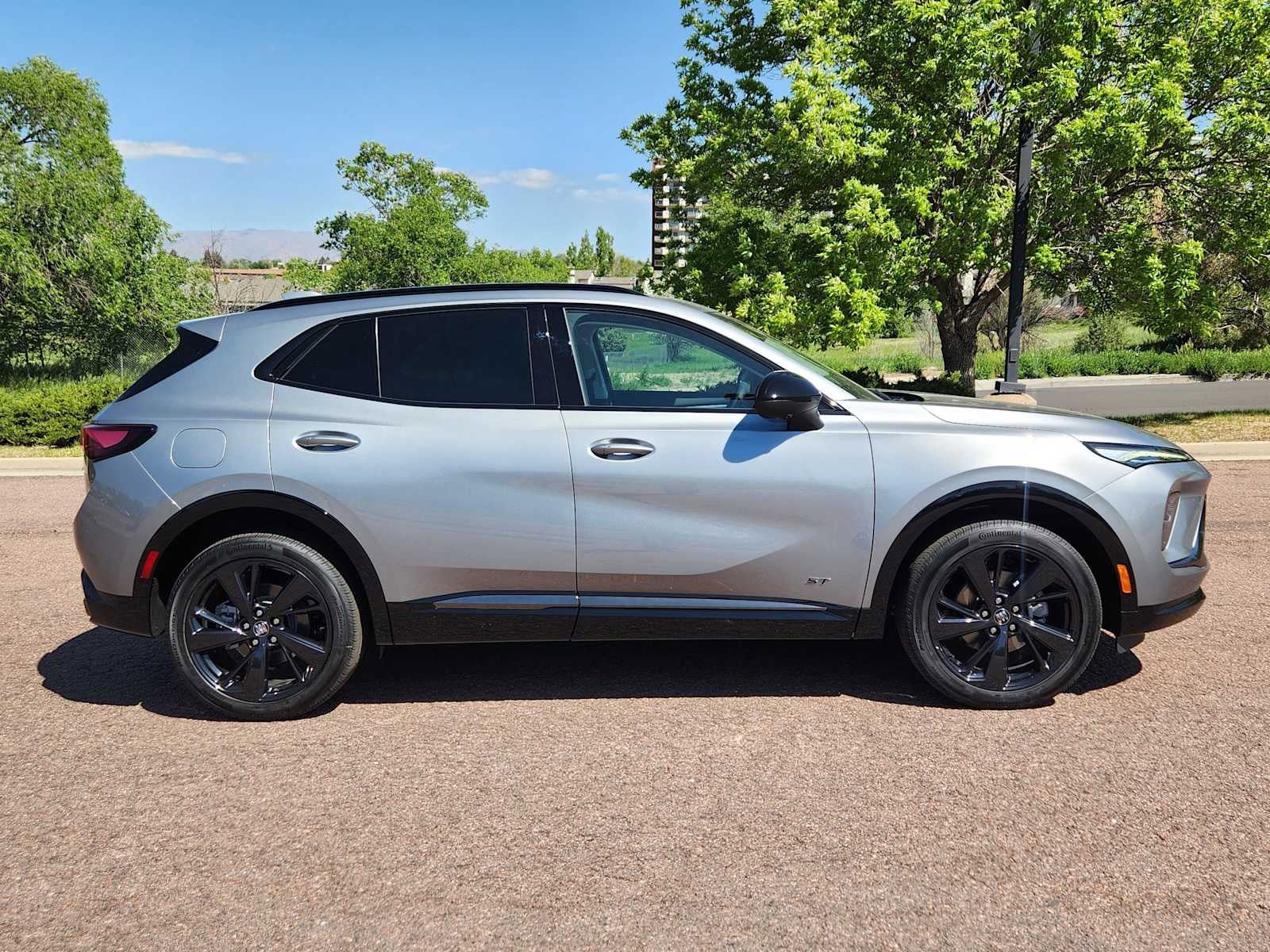 New 2025 Buick Envision Sport Touring AWD/4WD image 2