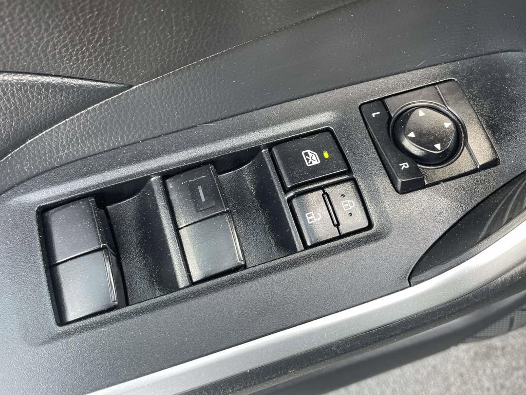 Used 2023 Toyota RAV4 LE FWD image 25