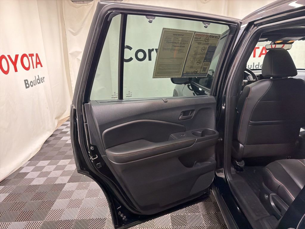 Used 2022 Honda Pilot TrailSport image 19