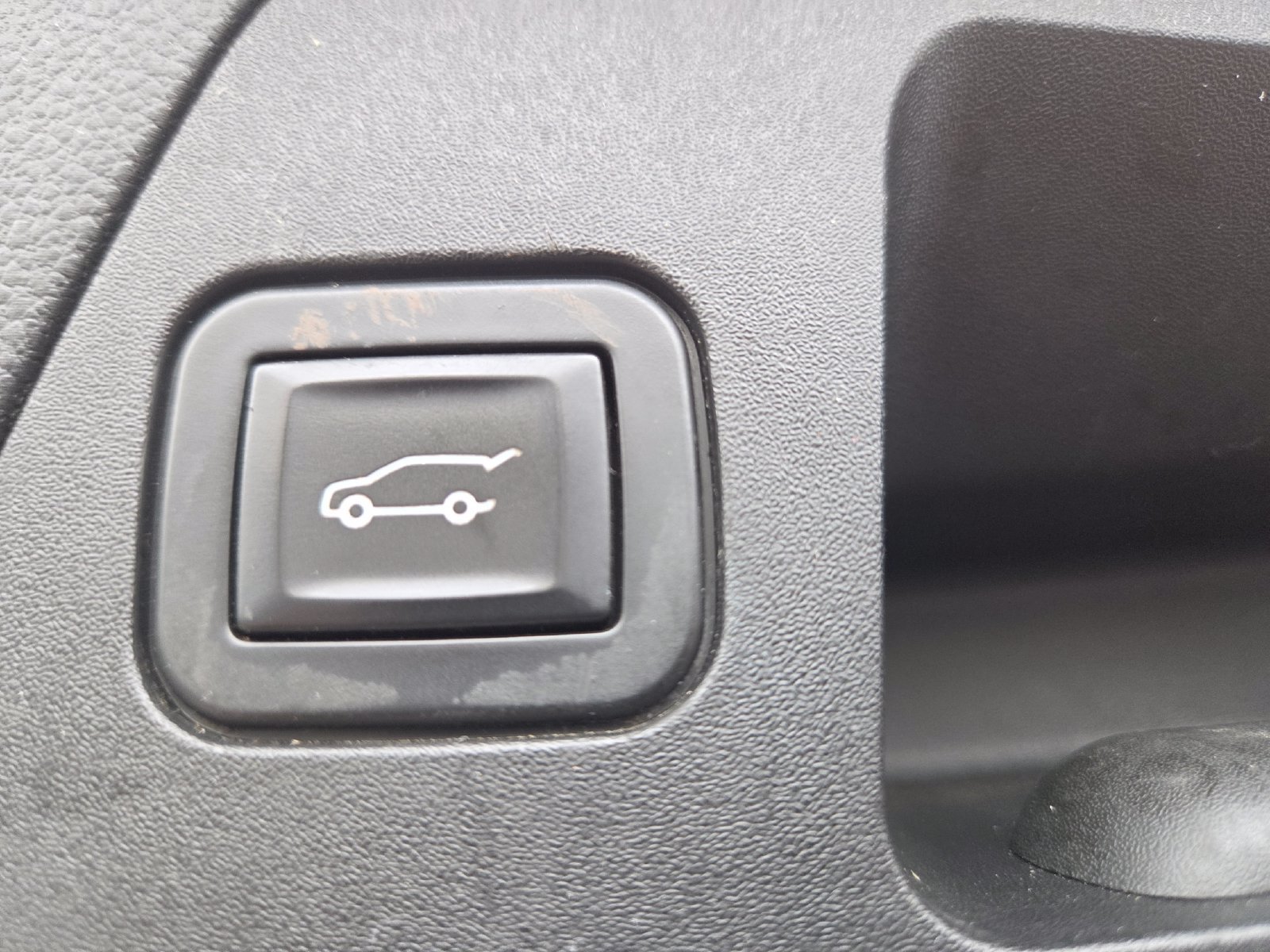 Used 2020 Buick Envision Premium AWD/4WD image 20