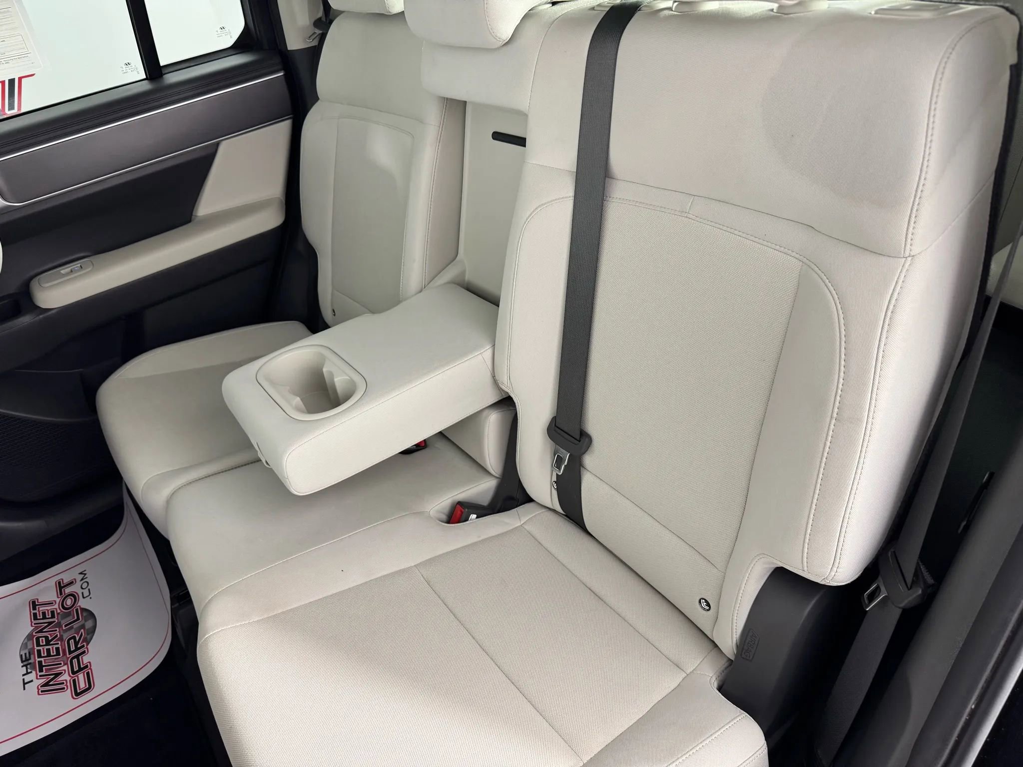 Used 2024 Hyundai Santa Fe SE image 35