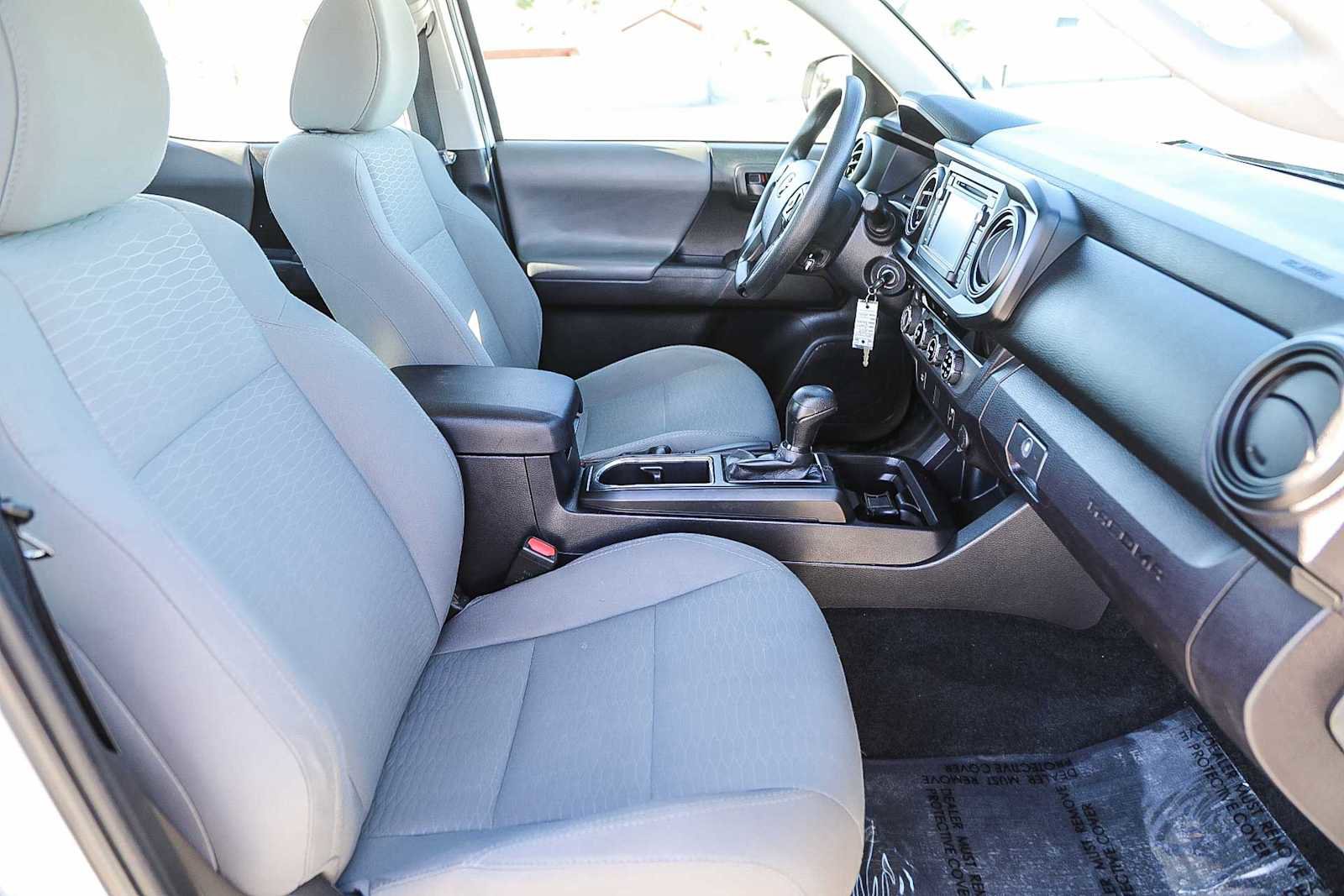 Certified 2018 Toyota Tacoma SR w/ SR Convenience Package image 15