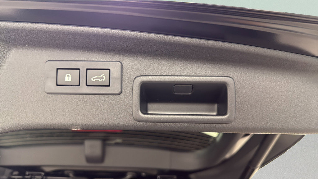 New 2026 Subaru Outback Touring XT image 34