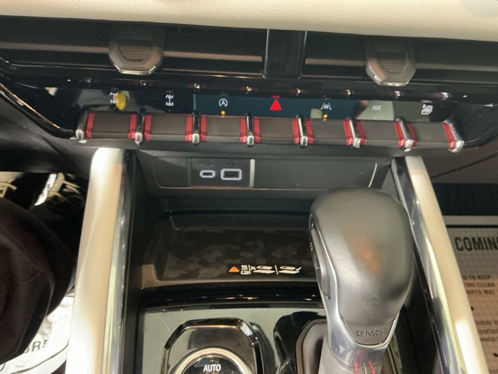 Used 2025 GMC Canyon AT4 w/ AT4X Package AWD/4WD image 20