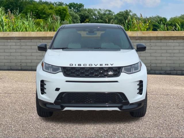 New 2026 Land Rover Discovery Sport Landmark image 2