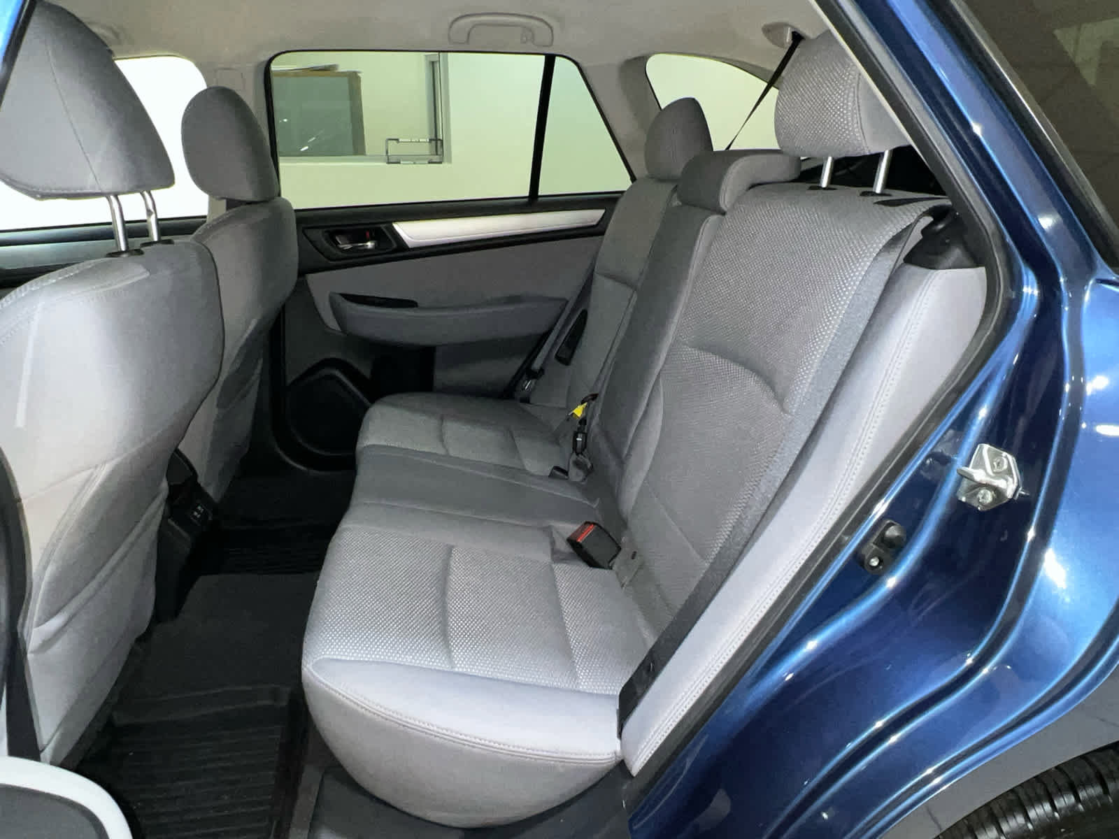 Used 2019 Subaru Outback 2.5i Premium image 15