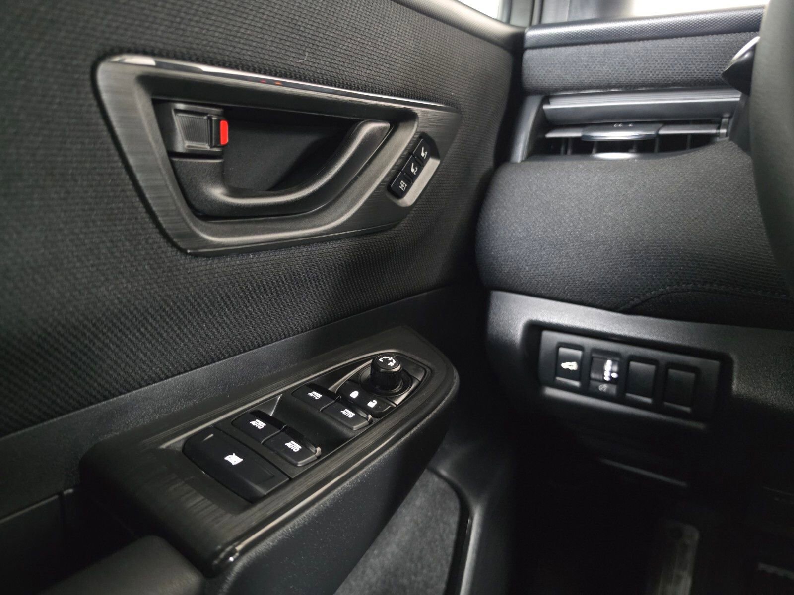 Used 2026 Subaru Outback Limited XT w/ Premium/Limited Package 2 image 36