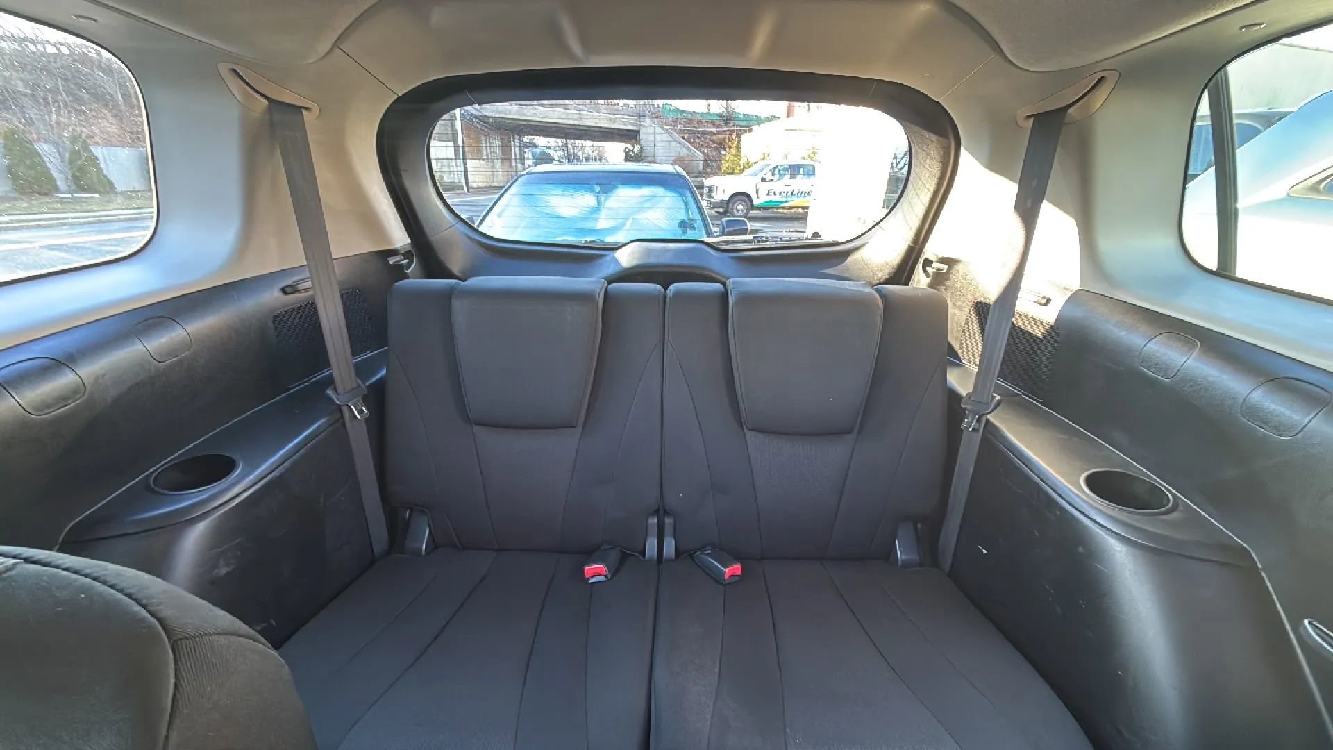 Used 2014 MAZDA MAZDA5 Sport image 29