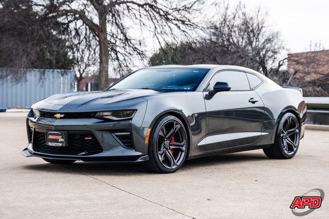 Used 2018 Chevrolet Camaro SS image 7
