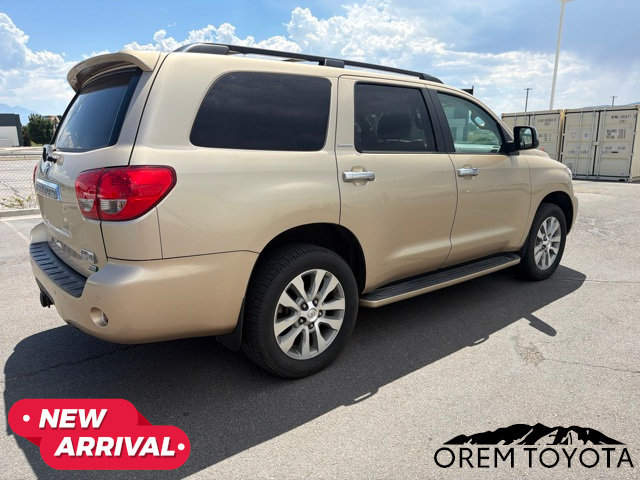 Used 2015 Toyota Sequoia Limited w/ Four Season Floor Mat Package AWD/4WD image 19