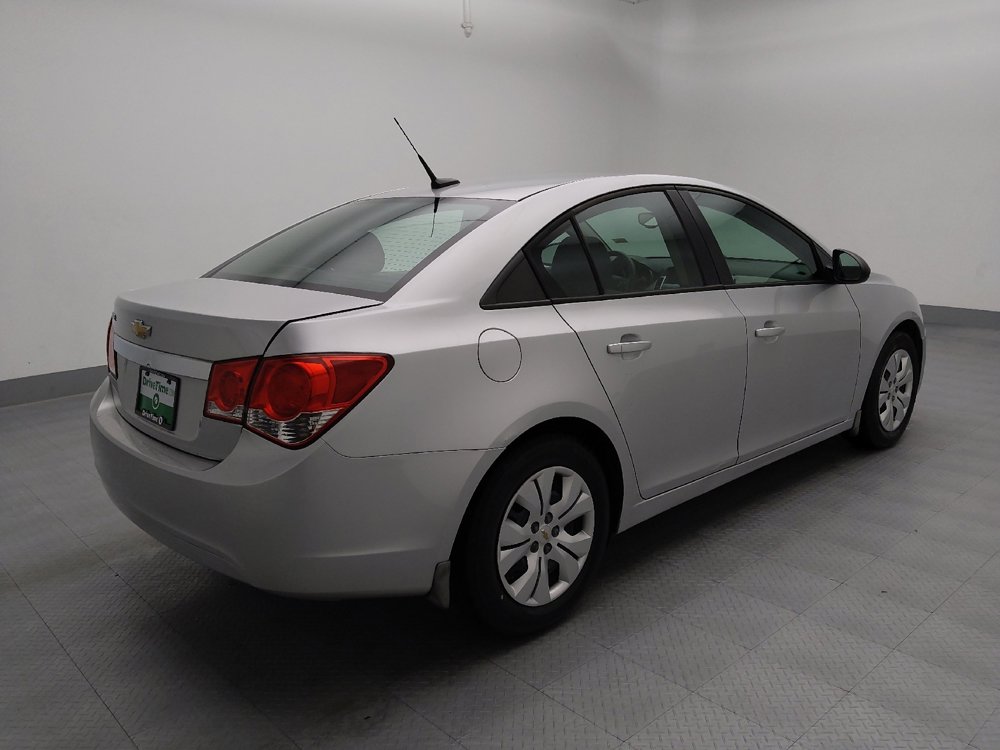 Used 2014 Chevrolet Cruze LS FWD image 10