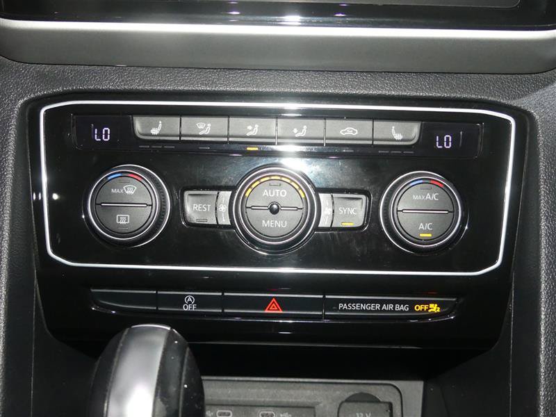Used 2022 Volkswagen Atlas SE w/ Panoramic Sunroof Package FWD image 38