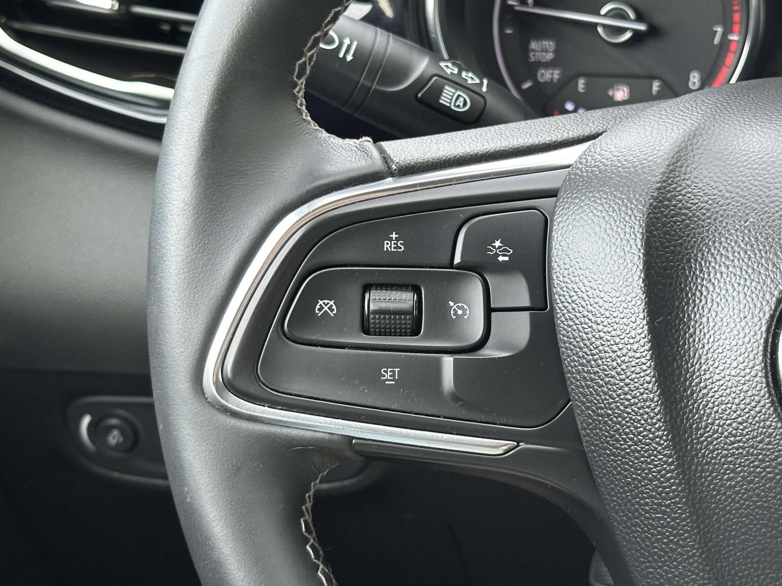 Used 2023 Buick Encore GX Select FWD image 23