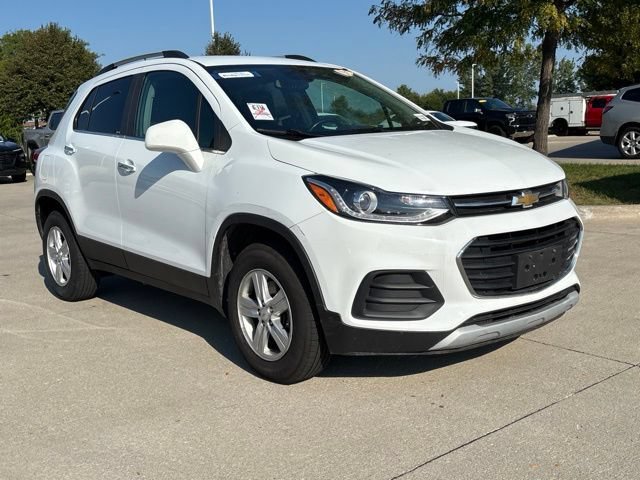 Used 2020 Chevrolet Trax LT w/ LT Convenience Package AWD/4WD image 4