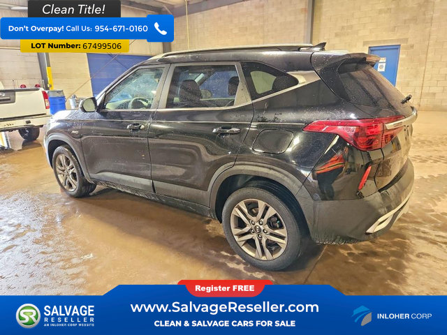 Used 2021 Kia Seltos S AWD/4WD image 3