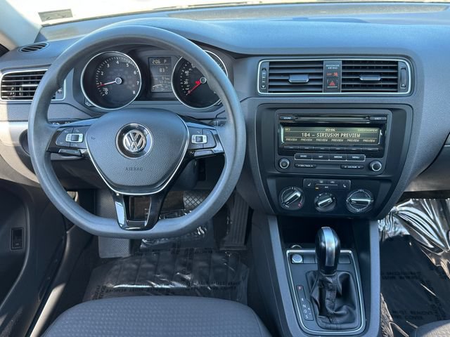 Used 2015 Volkswagen Jetta SE FWD image 11
