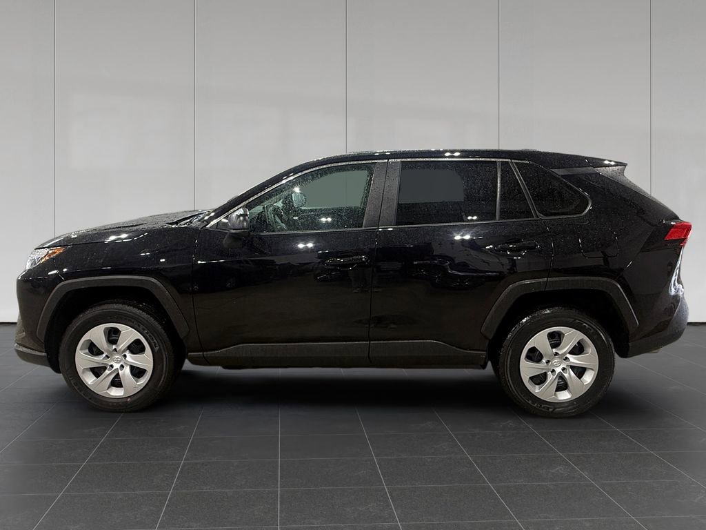Used 2025 Toyota RAV4 LE image 2