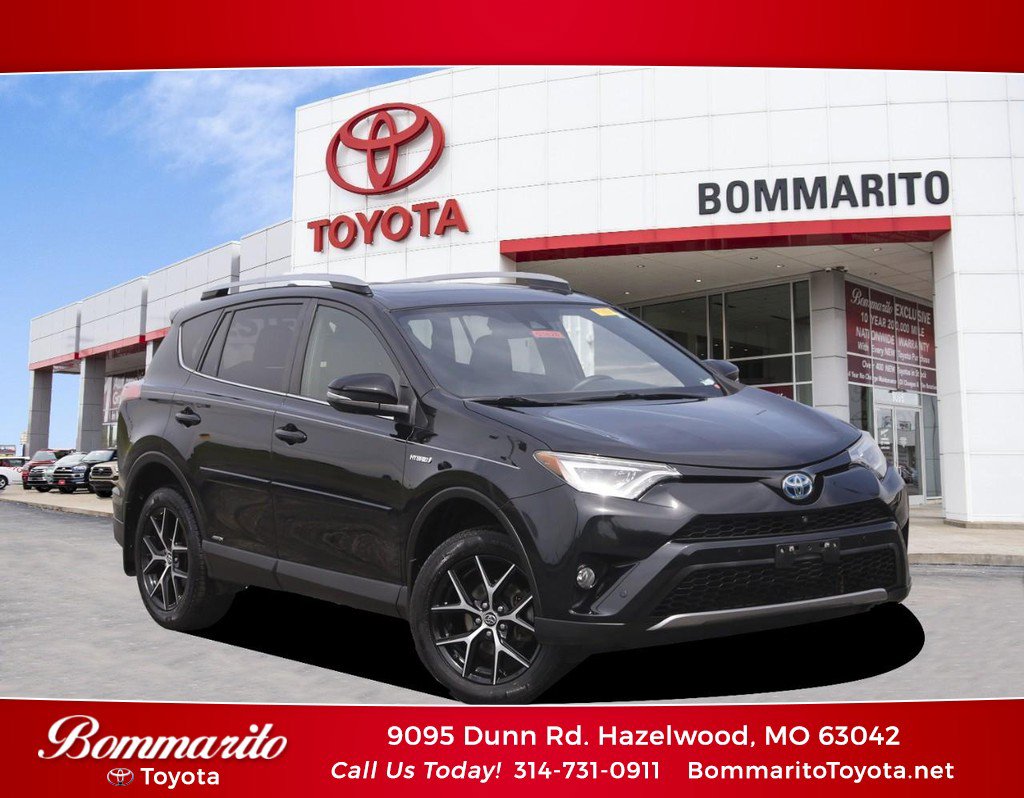 Used 2017 Toyota RAV4 SE w/ Advanced Technology Package AWD/4WD image 1