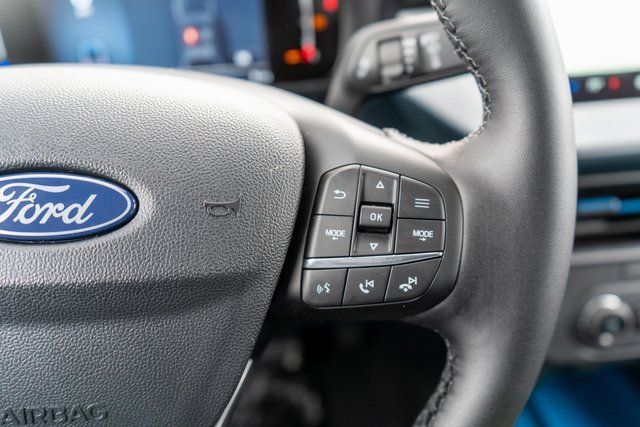 New 2025 Ford Maverick XLT w/ XLT Luxury Package image 17