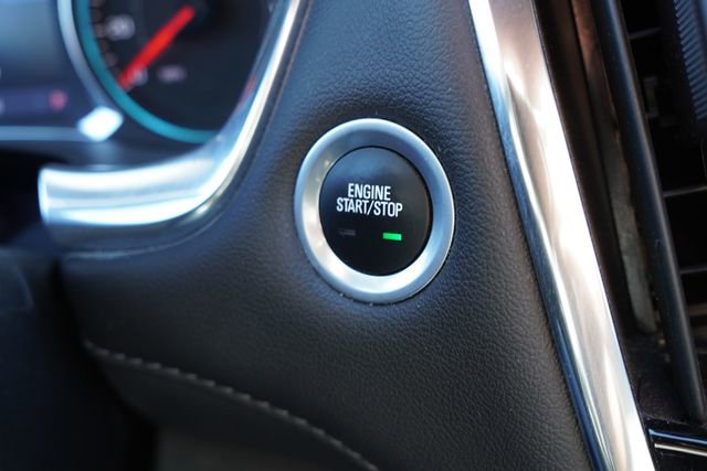 Used 2023 Chevrolet Traverse LT image 28