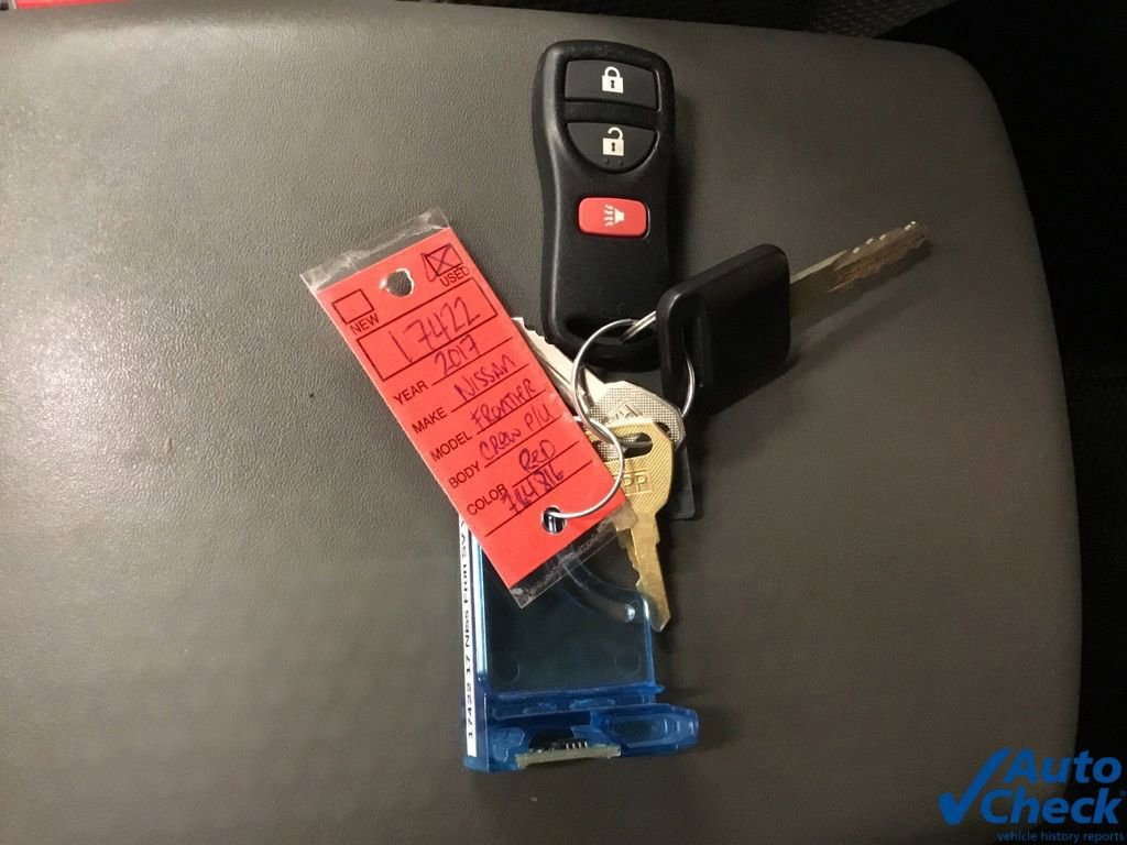 Used 2017 Nissan Frontier SV image 57