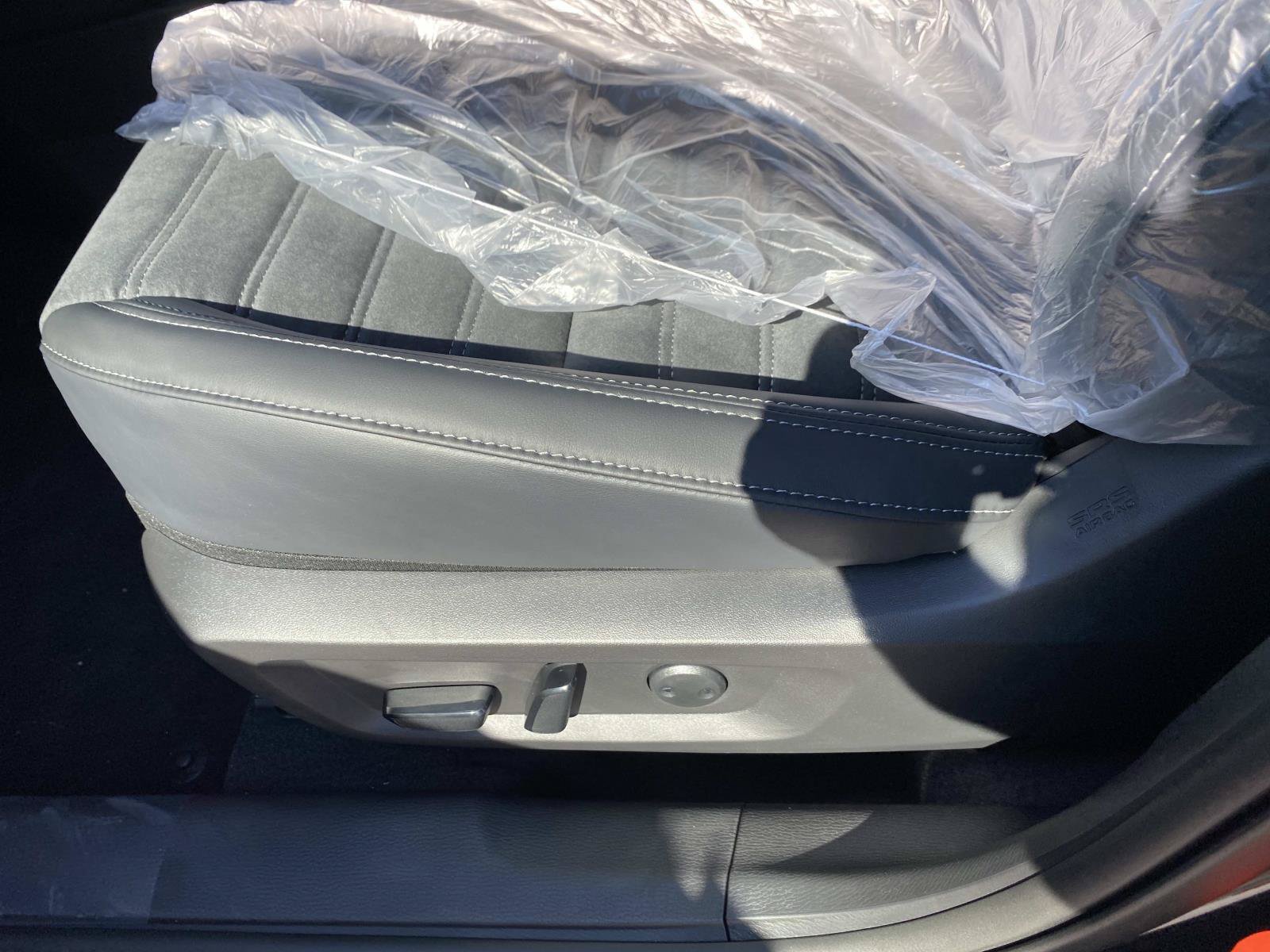 New 2026 Mitsubishi Outlander LE AWD/4WD image 10