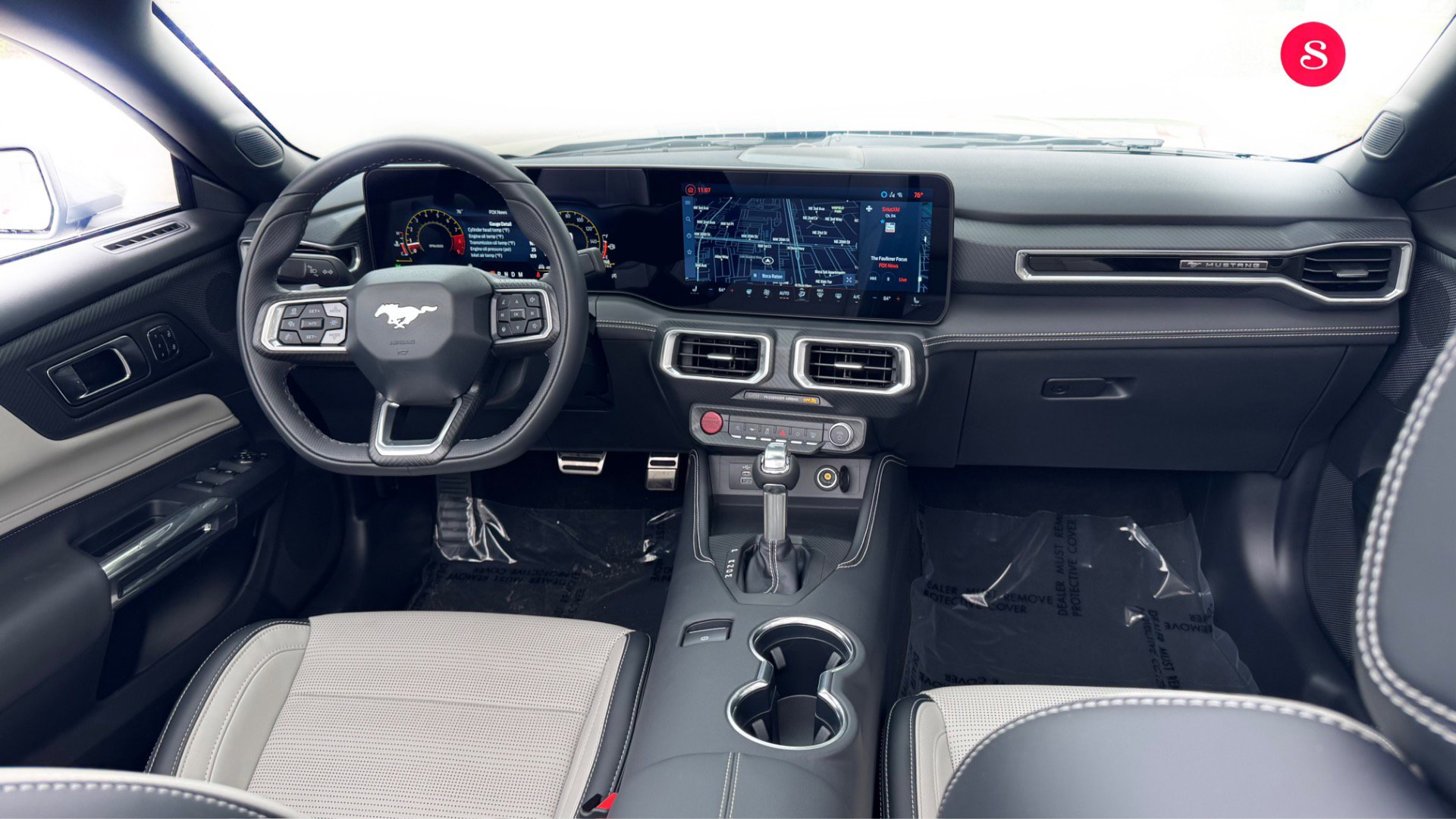 Used 2025 Ford Mustang GT Premium image 17