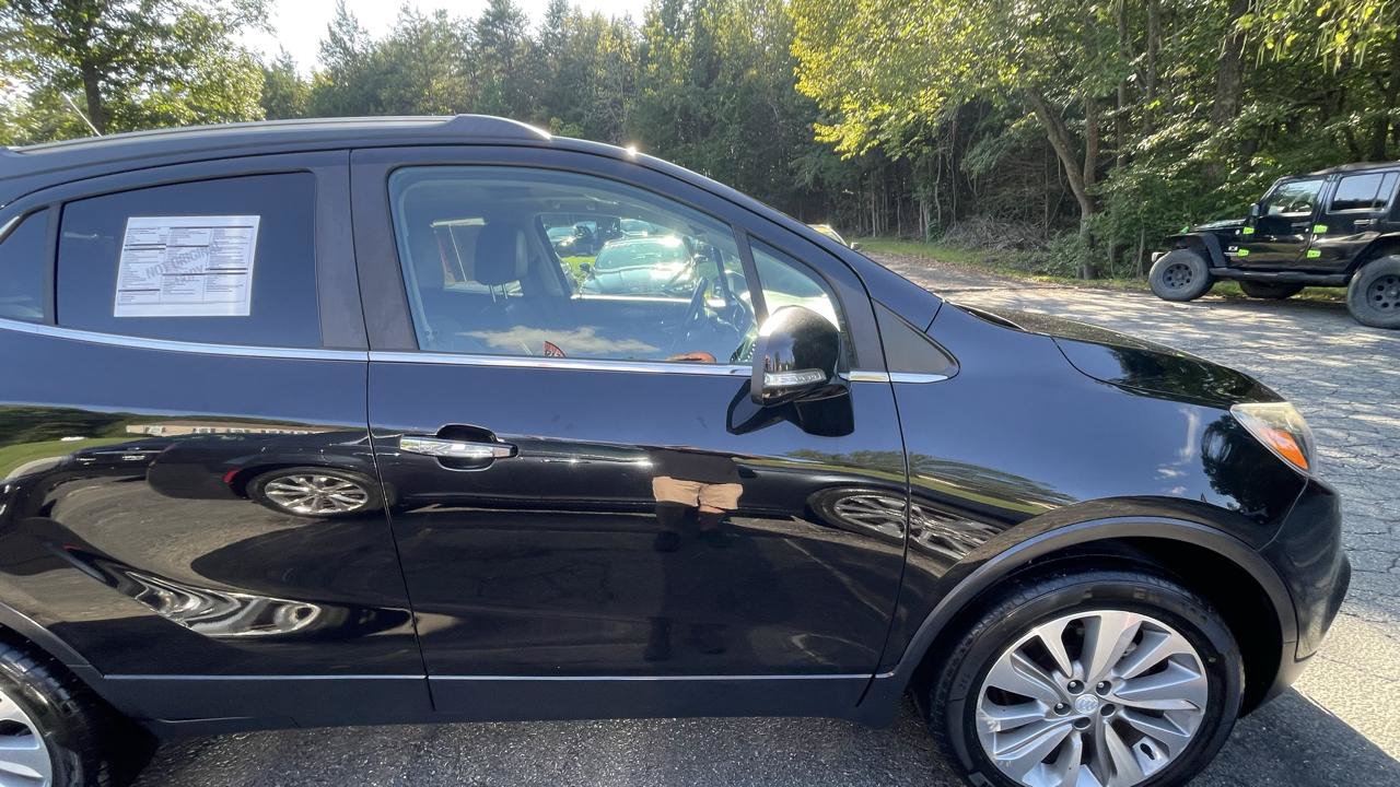 Used 2019 Buick Encore Essence AWD/4WD image 11