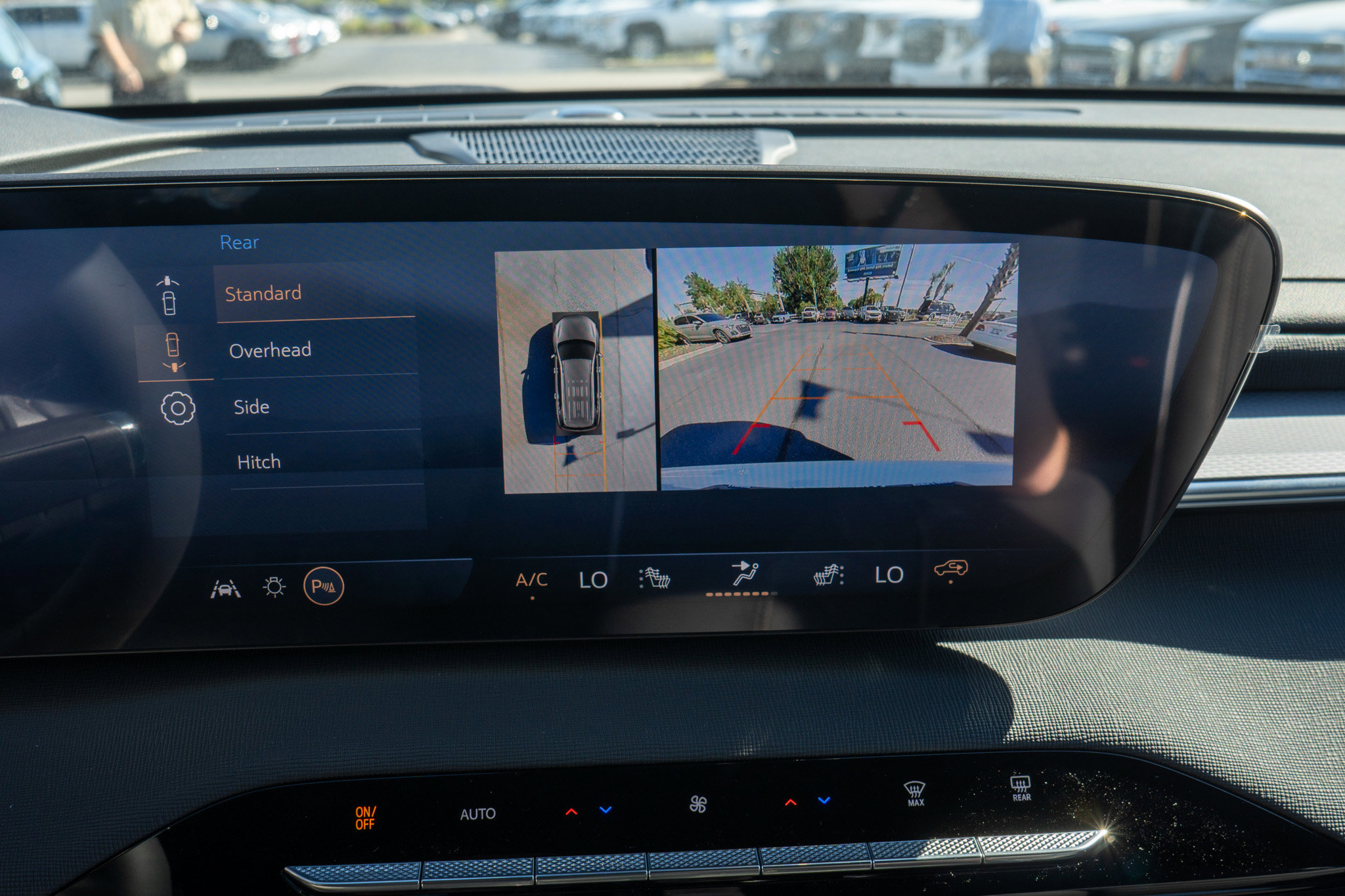 New 2026 Buick Enclave Sport Touring w/ Super Cruise Package image 17