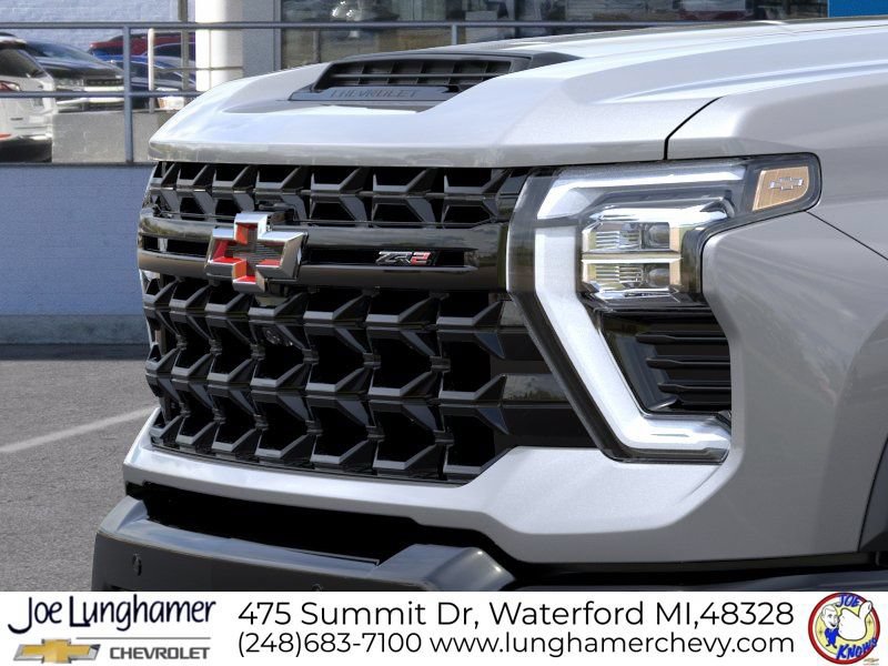 New 2026 Chevrolet Silverado 2500 ZR2 w/ LPO, Dark Essentials Package AWD/4WD image 13