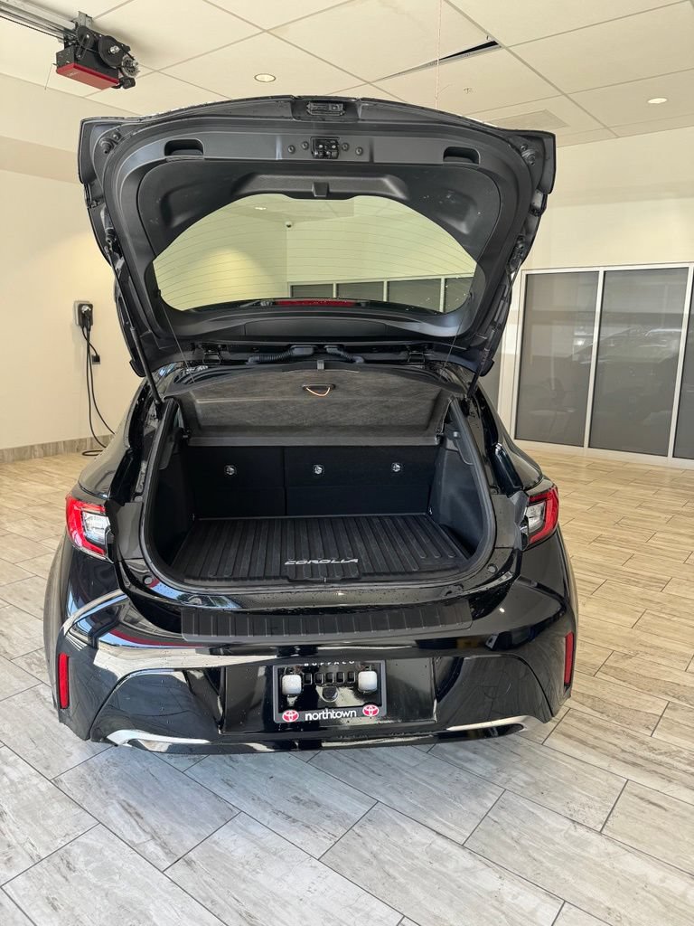 Used 2023 Toyota Corolla XSE FWD image 18