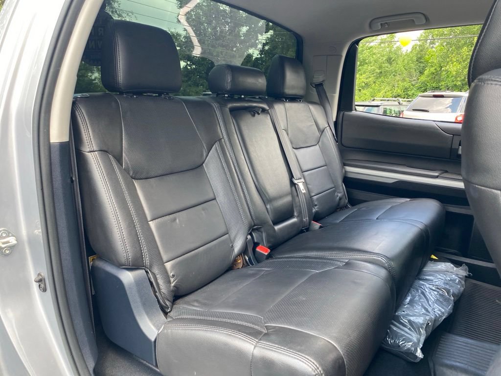Used 2015 Toyota Tundra SR5 w/ SR5 Upgrade Package AWD/4WD image 43