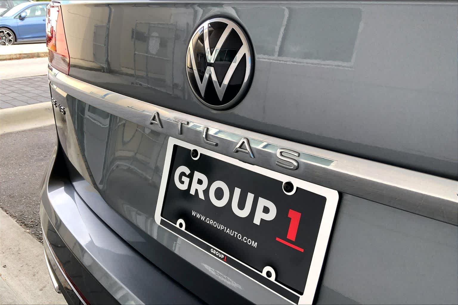 Used 2023 Volkswagen Atlas SEL Premium AWD/4WD image 31